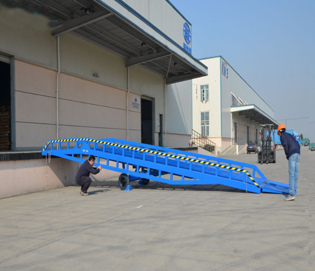 汕头移动式登车桥应用
